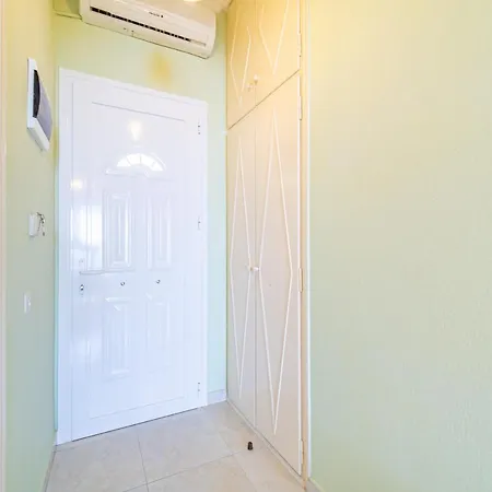 Mazis B Apartment *